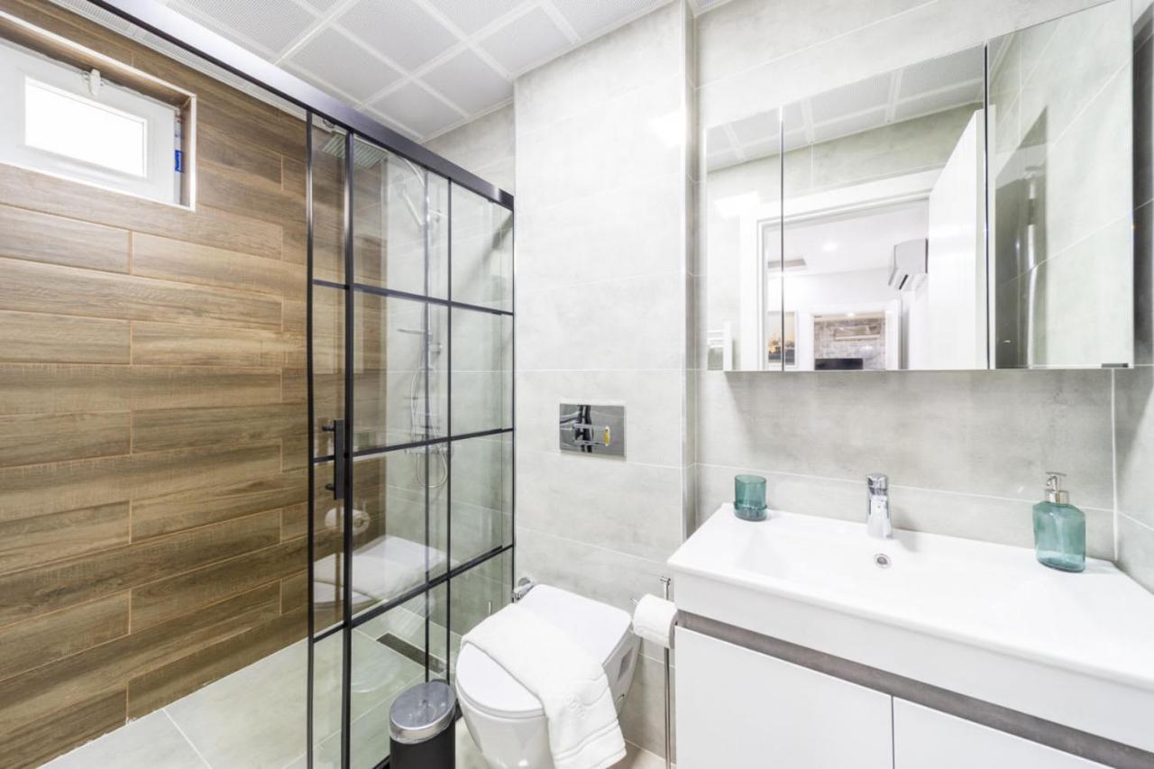 Modern And Cozy Apartment With Central Location And Balcony In Muratpasa, 안탈리아 외부 사진